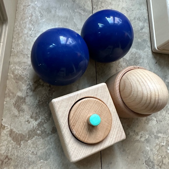 LoveEvery Montessori toys. Great condition - Picture 6 of 7